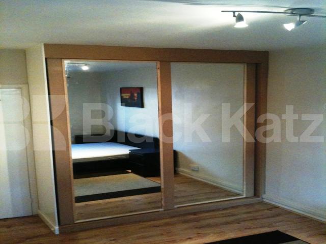 			Stunning New instruction!!!, 2 Bedroom, 1 bath, 1 reception Flat			 Glynde reach, Harrison street, Euston / Kings cross